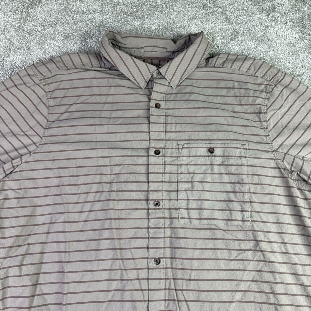 REI Co-Op Shirt Men’s XXL Tan Striped Button Up Short Sleeve Outdoor